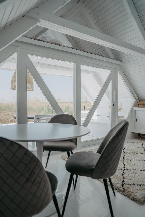 Seehuette Neusiedlersee - Strandhaus, Elektroboot Inklusive Rust Exteriér fotografie